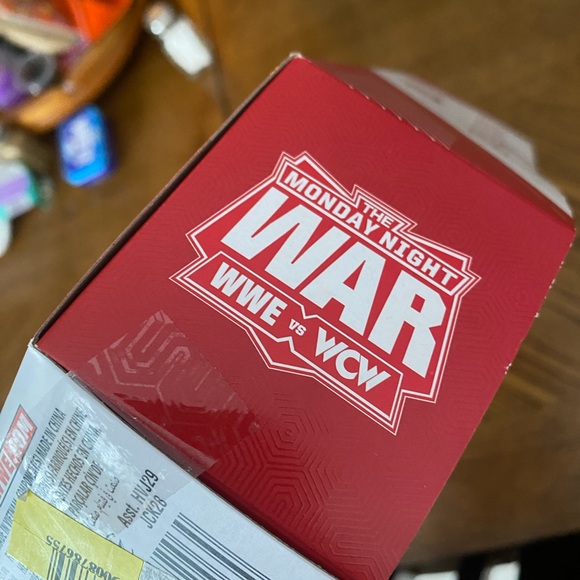 Lex Luger Ultimate Edition Monday Night War WWE vs WCW Action Figure Christmas - Picture 7 of 10